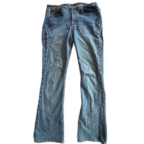 refuge Denim - Vintage Y2K Refuge Grommet Detail Flare Jeans Blue Denim Size 5 2000s Aesthetic